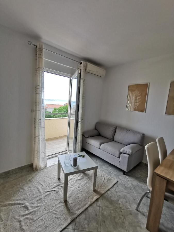 A4 Apartmani Kevic Kaštela エクステリア 写真